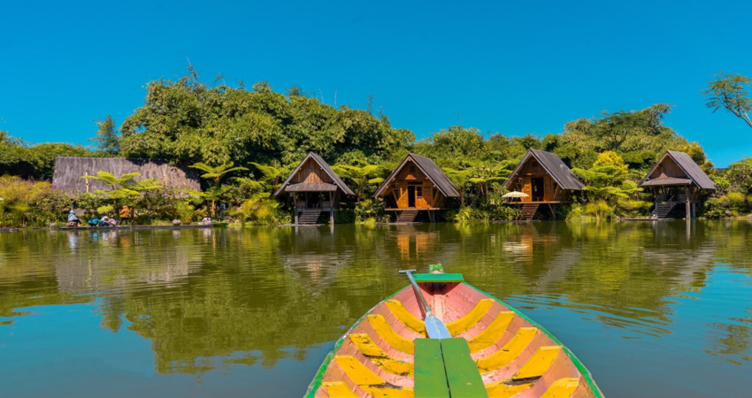 5D4N Halfboard Jakarta Bandung Muslim Private Tour (Min 6)