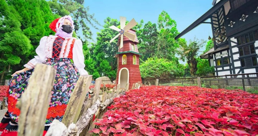 3D2N Halfboard Jakarta Bandung Muslim Private Tour