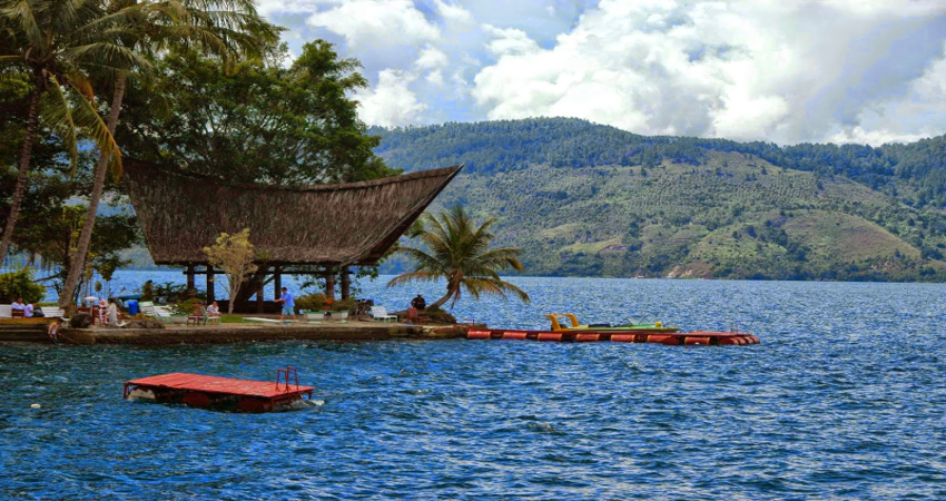 4D3N Halfboard Medan Lake Toba Parapat Tour (Min 8)