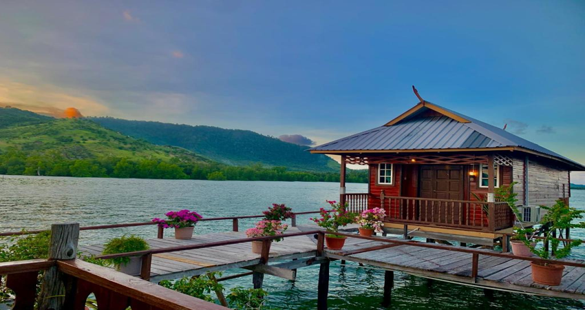4D3N Halfboard Medan Lake Toba Parapat Tour (Min 6)